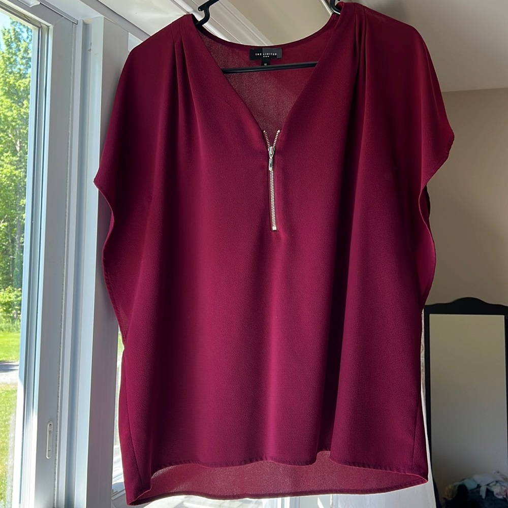 Limited blouse